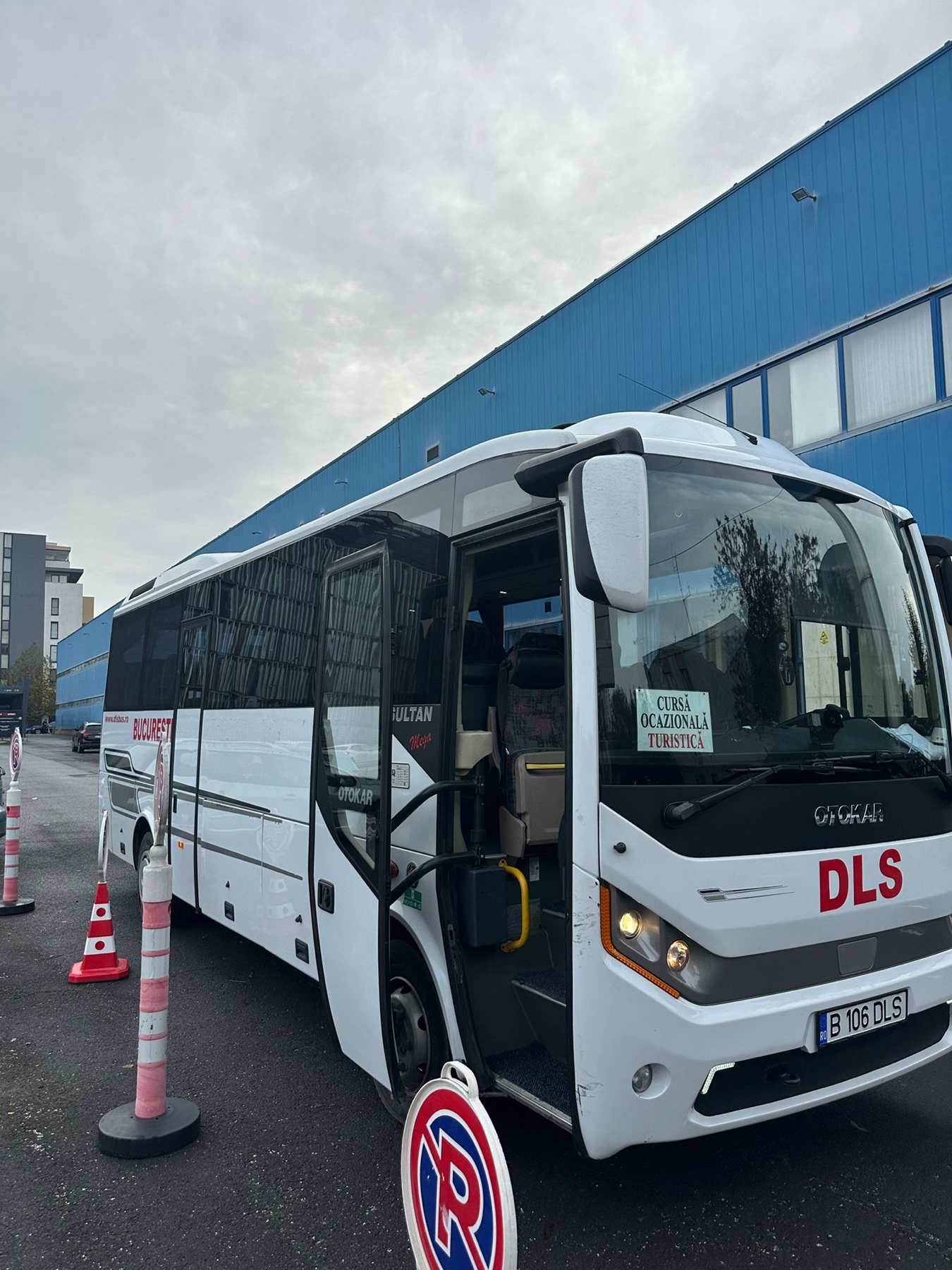 Excursii turistice și școlare